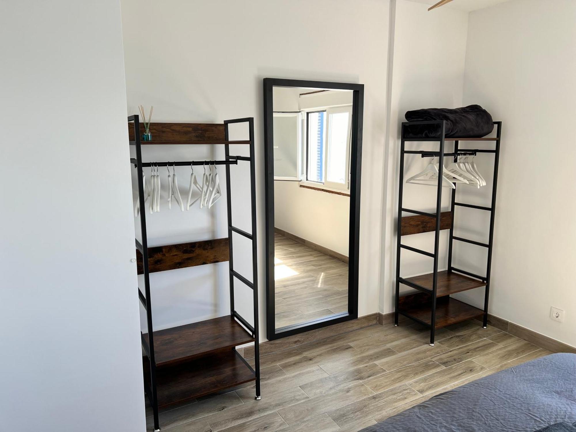 Newly Renovated 2 Bedroom Beachfront House Sitio de Calahonda ภายนอก รูปภาพ