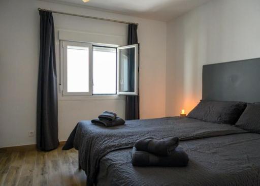 Newly Renovated 2 Bedroom Beachfront House Sitio de Calahonda ภายนอก รูปภาพ